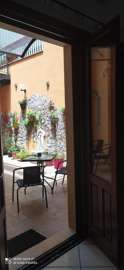 Come A Casa Syracuse Eksteriør bilde